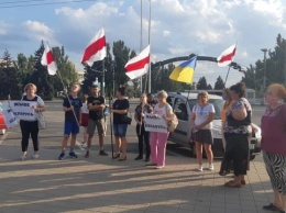В Запорожье провели акцию в поддержку Беларуси