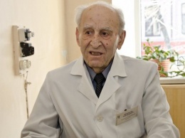 Умер старейший врач Украины