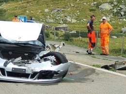 Bugatti и Porsche устроили серьезное ДТП в Швейцарии