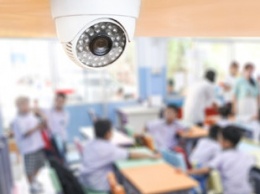 ИИ от Motorola будет отслеживать соблюдение социальной дистанции в школах с помощью камер