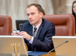 Суркисы vs ПриватБанк: Малюська увидел "договорняк" между судьями и олигархами