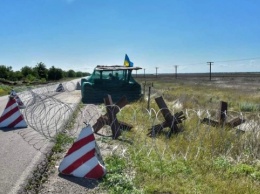 Военные на юге Украины совершенствуют фортификации на позициях