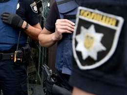 В Кирилловке полиция разоблачила лиц, требовавших деньги у местных предпринимателей