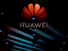 Огромная камера смартфона Huawei Mate 40 Pro показалась на фото