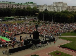 На востоке Белоруссии проходят митинги в поддержку Лукашенко