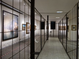 Печерский суд повторно арестовал картины Порошенко - адвокат