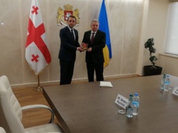 Украина и Грузия подписали программу военного сотрудничества