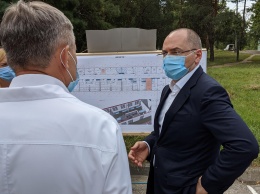 Министр здравоохранения посетили Харьковскую инфекционную больницу