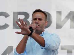 Несет угрозу окружающим: у Навального рассказали о яде, которым могли отравить оппозиционера