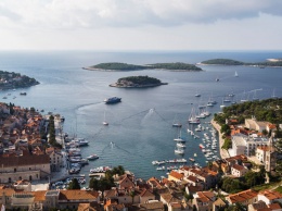 Миллиардеры уводят свои яхты из Испании в Турцию и Хорватию из-за коронавируса