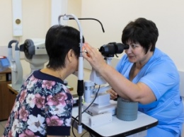 Как офтальмологи Запорожской областной больницы пациентам возвращают радость видеть