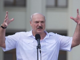 Лукашенко поручил защищать "западную жемчужину с центром в Гродно" от войск НАТО