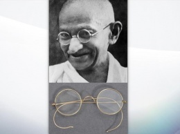 Очки Махатмы Ганди продали на аукционе за $340 тысяч