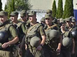 Зеленский присвоил почетные наименования двум бригадам Нацгвардии