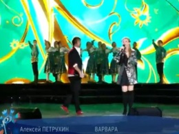 Украинский телеканал показал в День Независимости концерт со звездами РФ