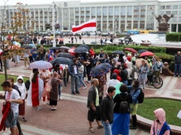 В центре Минска собирается митинг к неофициальному Дню независимости Беларуси