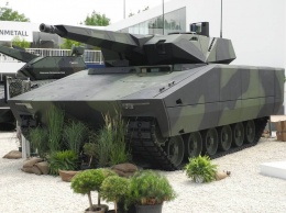 Стал известен первый заказчик инновационной немецкой БМП Lynx (фото)