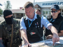 В условиях "тишины" на Донбассе надо восстановить гумпомощь населению - Хуг
