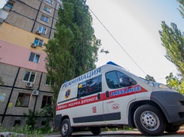 В Днепре спасают 4-летнюю девочку, которая выпала из окна на 5-м этаже