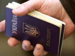 Как вклеить фото в паспорт после окончания определенного законом срока