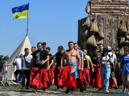На Хортице стартовал фестиваль воинских и традиционных культур "Запорожский Спас"