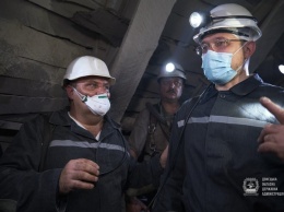 В Донецкой области в День шахтера Шмыгаль спустился в шахту, - ФОТО