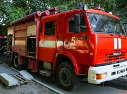 В Днепре на Кедрина горела квартира: пострадала женщина