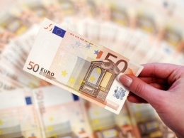 Еврокомиссия выделит €400 млн на вакцину от COVID