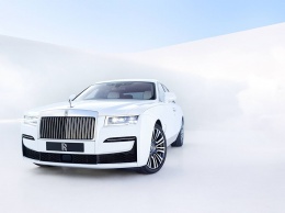 Rolls-Royce представил новый седан Ghost