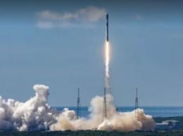 SpaceX запустит 60 новых спутников Starlink