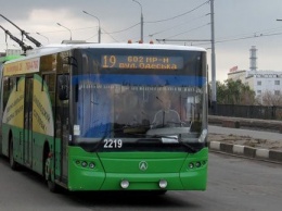 В Харькове временно отменили троллейбус до Одесской