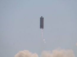 SpaceX провела летные испытания корабля для полетов на Марс