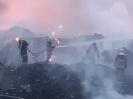 Под Полтавой горит мусорная свалка, город накрыл смог (ФОТО, ВИДЕО)