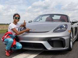 16-летняя американка установила мировой рекорд на Porsche