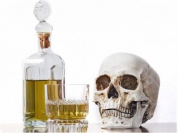 Алкоголь-убийца: этот спиртной напиток нельзя пить в жару