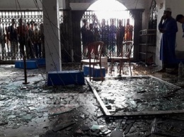 В Бангладеш взорвались кондиционеры в мечети: 12 жертв