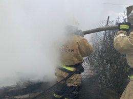 В Феодосии спасли женщину на пожаре