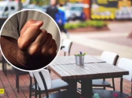 В Харькове неадекват разгромил кафе из-за отказа покормить бесплатно: появилось видео
