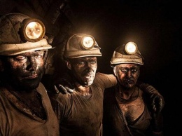 Львовские шахтеры вышли на поверхность, а криворожские ушли под землю