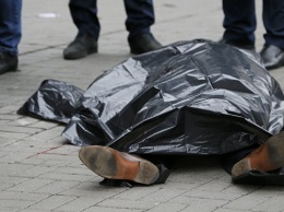 Под Днепром нашли труп мужчины, рядом было оружие