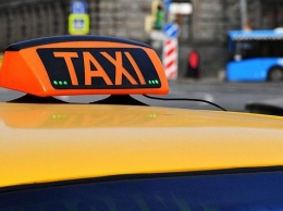 Во Львове таксист напал на 14-летнюю пассажирку