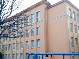 Киевская школа "страдает" от чреды минирований