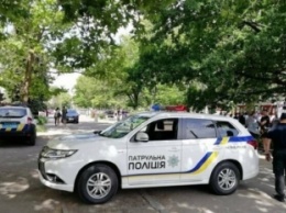 На Одесчине мужчина избил продавщицу цветов: "отвергнутый поклонник"