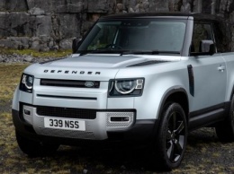 Land Rover Defender привязали к розетке