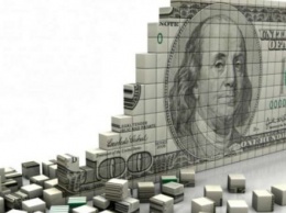 Чем грозит Украине глобальное падение доллара: мнение экспертов
