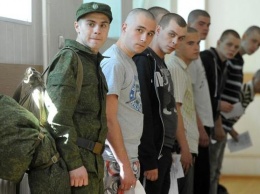 В августе лишь 5 крымчан отказались служить в армии оккупантов, с 2014 года - 130