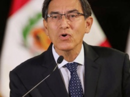 В Перу парламент проголосовал за начало процедуры импичмента президента Мартина Вискарры
