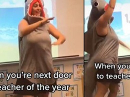 Учительница провела онлайн-урок для учеников в костюме акулы: смешное видео