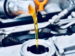 Специалисты рассказали, как быстро должно потемнеть масло в двигателе