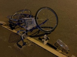 В Кривом Роге иномарка насмерть сбила пожилого велосипедиста